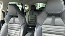 MG HS 1.5 T-GDI Trophy 5dr DCT Petrol Hatchback